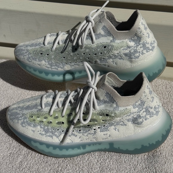 Adidas Yeezy Boost 380 Cloud White Size 9.5 Men Knit Sneakers main image 2